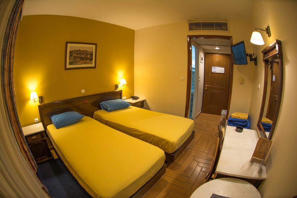 Hotel Chris Atena Cameră foto